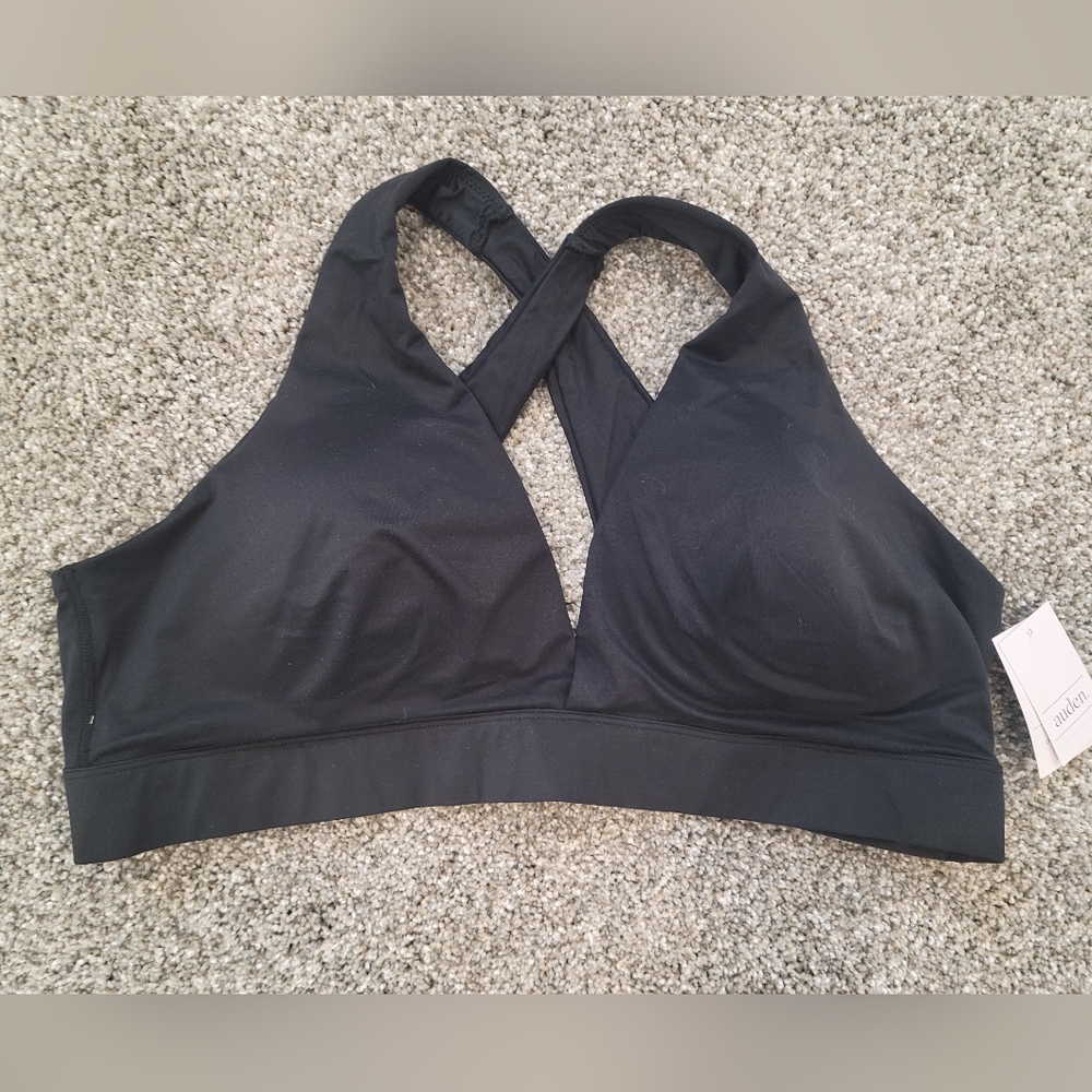 NWT Plunge Sports Bra